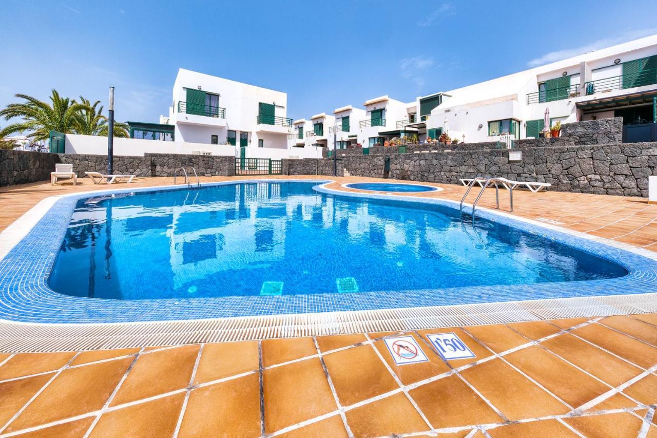 Casa Costa Esmeralda-Shared Pool Costa Teguise Luaran gambar